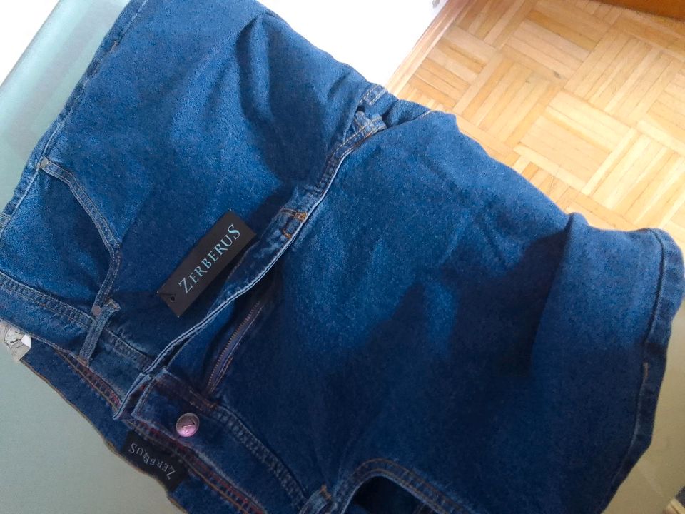 Jeans zu verkaufen in Bremen