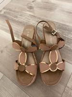 Marco Tozzi Keilsandaletten Sandalen rosa Roségold 40 neu Hessen - Niedenstein Vorschau