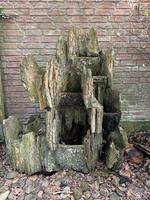 Echter Versteinertes Holz Brunnen Woodstone komplett Pumpe & Tank Nordrhein-Westfalen - Ratingen Vorschau