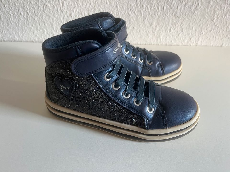 Geox Sneaker Gr. 29 mit Blinkeffekt in Frechen