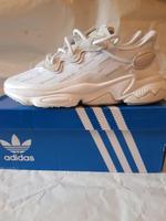 Adidas Ozweego in weiß mit mintgrün Gr. 38 2/3 Burglesum - Lesum Vorschau