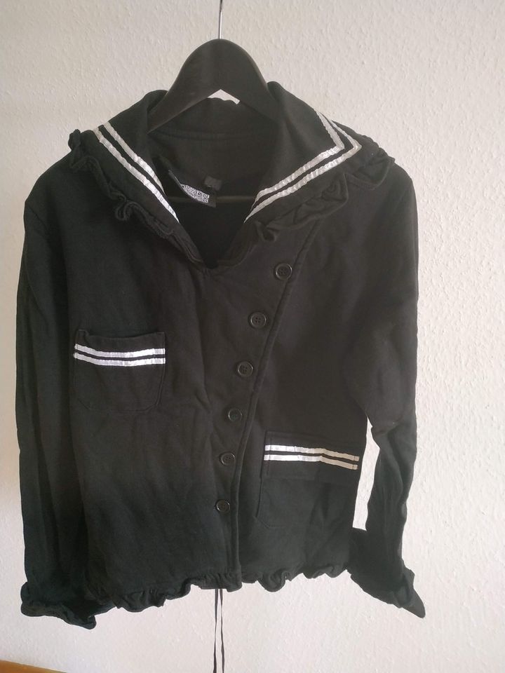 Schwarze Sweatjacke, Gothic, Gr. M mit Schnürung hinten in Hamburg