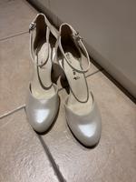 Tamaris High Heels Gr 40 weiß NEU Hochzeit Brandenburg - Mühlberg/Elbe Vorschau