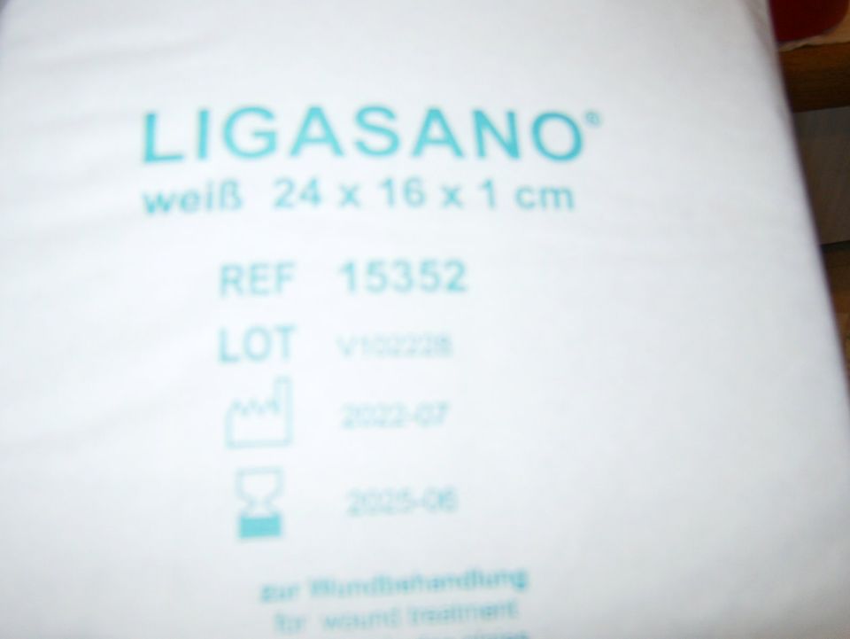 LIGASANO,weiß, 3x 24x16x1cm, 2 Platten, 3 Z-Kappen in Wetzlar