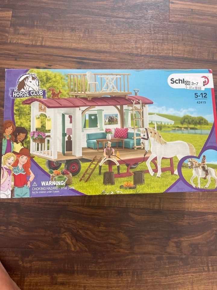 Schleich Pferde Horse Club Wohnwagen w neu in Mönchengladbach