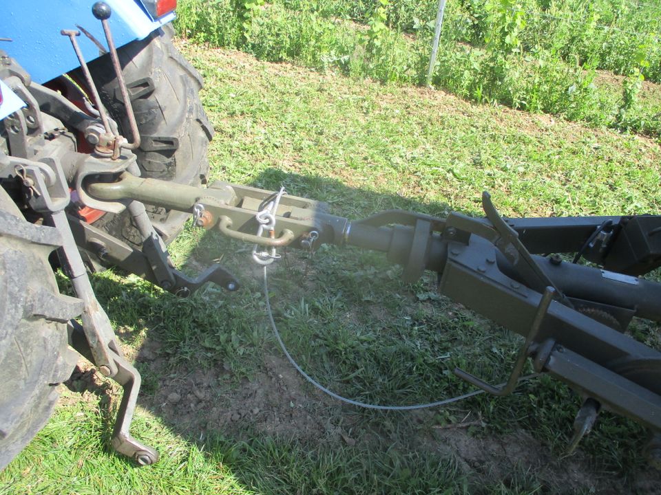 Weinbau - Planwagen Anhänger - Tüv neu - 40km/h in Frankweiler