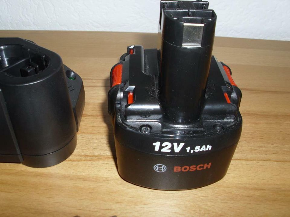 BOSCH Ladegerät AL 1411 DV, PSR 12-2, Akkuladegerät in Bitterfeld