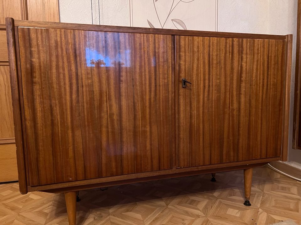 Mid Century Sideboard, DDR Wohnzimmeranrichte , Vintage in Anrode