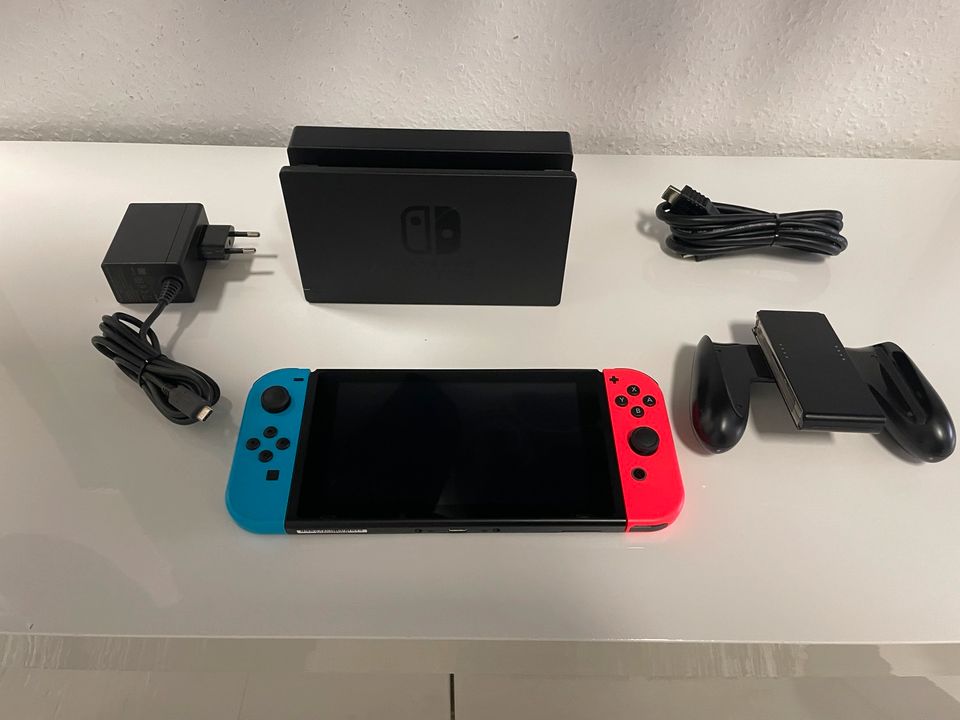 Nintendo Switch|neue Version|Anlieferung✅ in Viersen