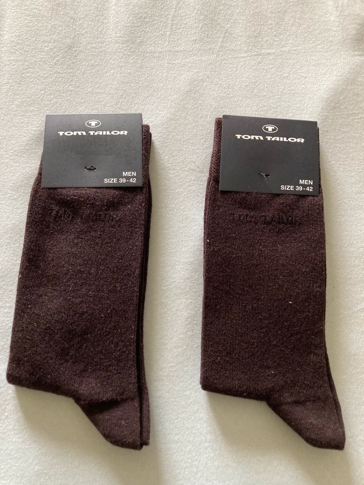 26 Paar Herren Socken neu Gr. 39-42 in Oberahr