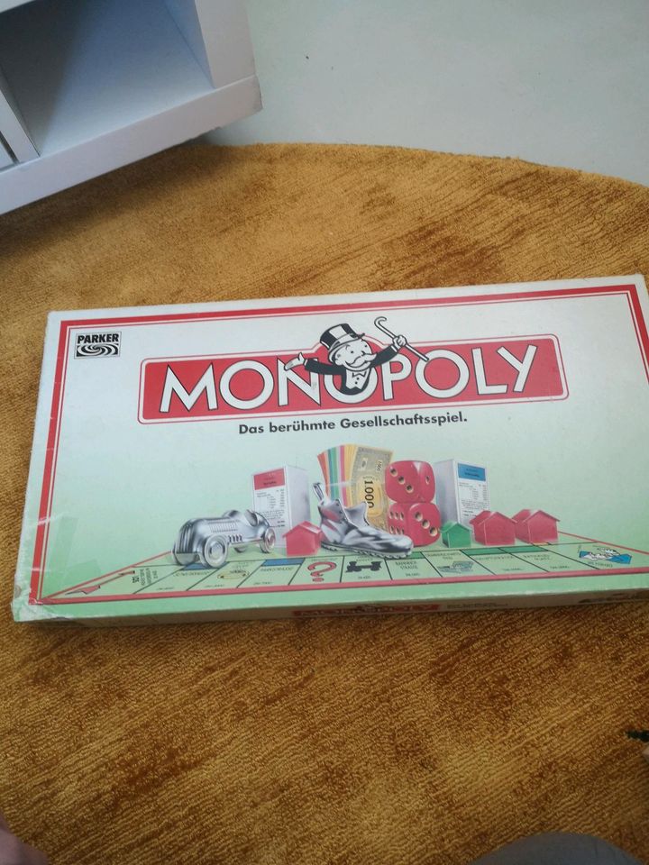 Monopoly Gesellschaftsspiel in Blankenfelde-Mahlow