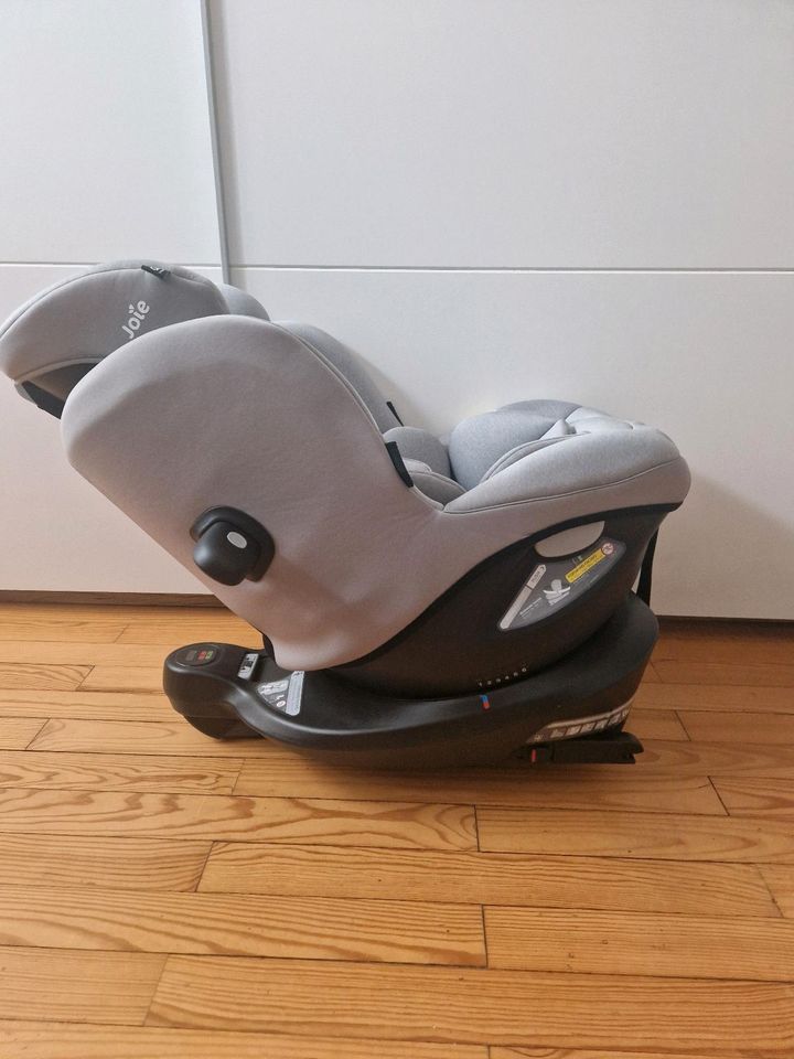 Joie i-Spin 360R Reboarder mit Isofix in Saarbrücken