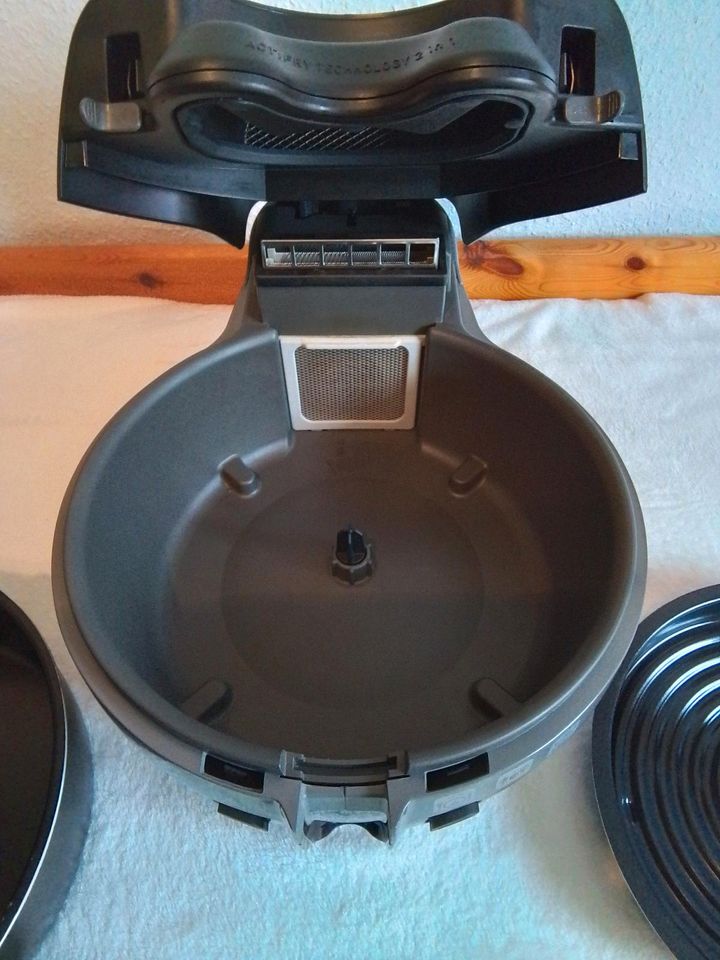 Tefal ActiFry 2 in 1  Heissluftfritteuse in Maitzborn