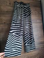 Hose weites Bein animal zebra schwarz beige Nordrhein-Westfalen - Dinslaken Vorschau