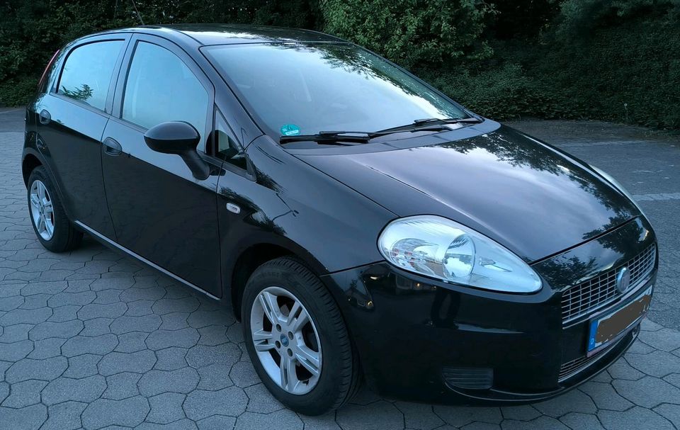 Fiat Grande Punto in Rain Lech