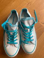 Original Converse Chucks weiß blau 39,5 einmal getragen Frankfurt am Main - Praunheim Vorschau