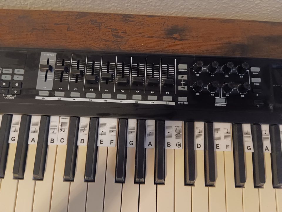 M-Audio Code 61 Midi Keyboard in Meißen