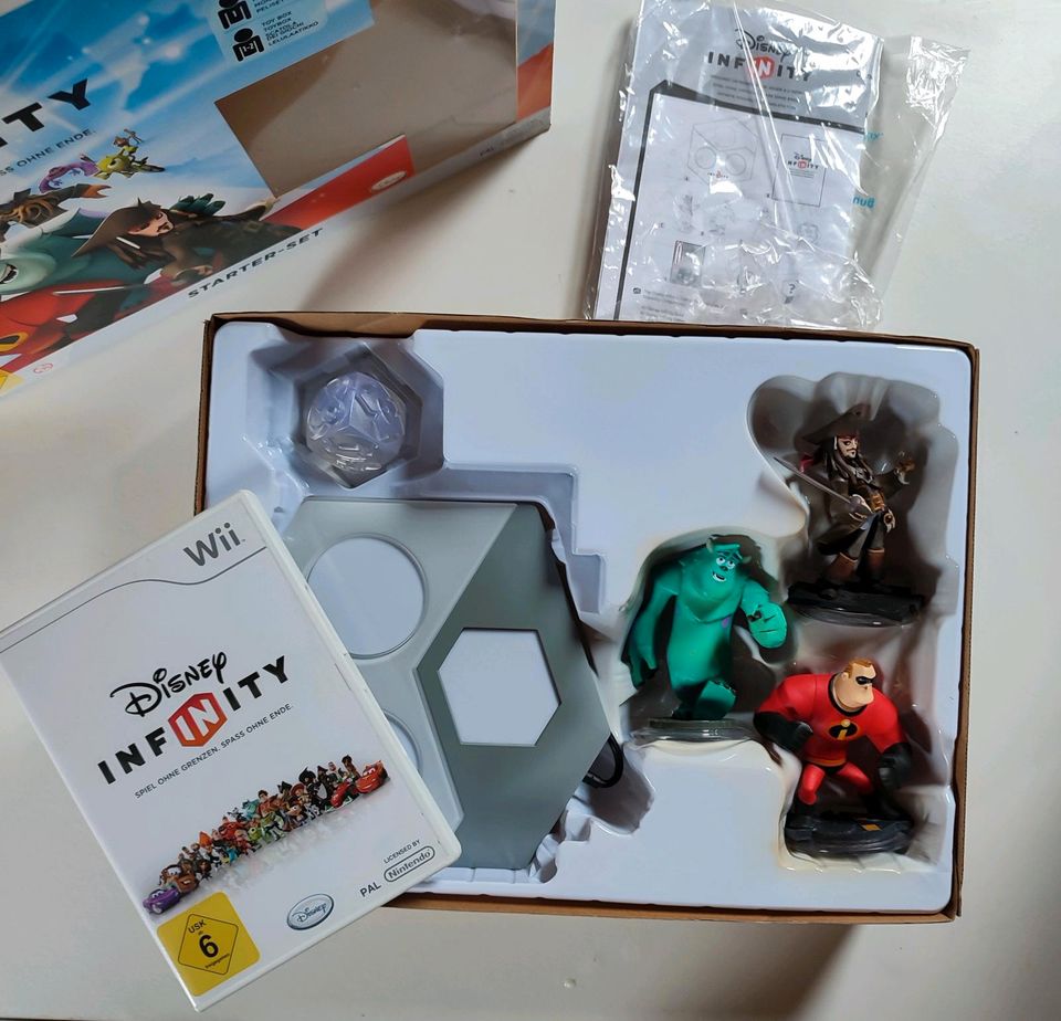 Disney Infinity Wii Starter-Set OVP in Mönchengladbach