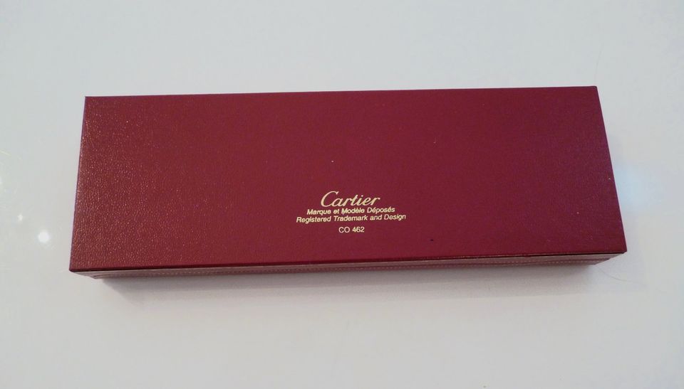 Kugelschreiber must de Cartier, Gold/Silber in Originalbox. in Neuss