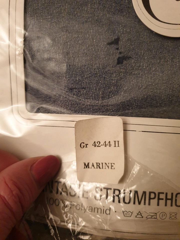 Vintage Strumpfhose Gr. 42/44 marine blau mit Muster in Neuwied