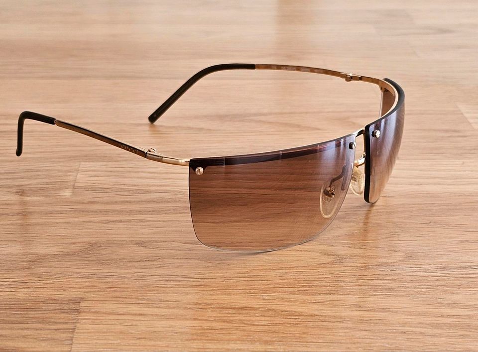 Gucci Sonnenbrille/ Verlauf  gg 2653/s in Brandenburg an der Havel