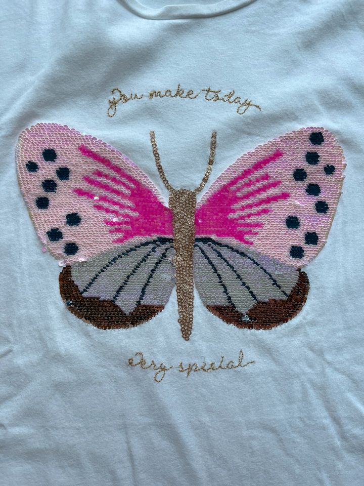 T-Shirt Schmetterling, Wendepailetten, weiß, Gr. 134/140 in Puchheim