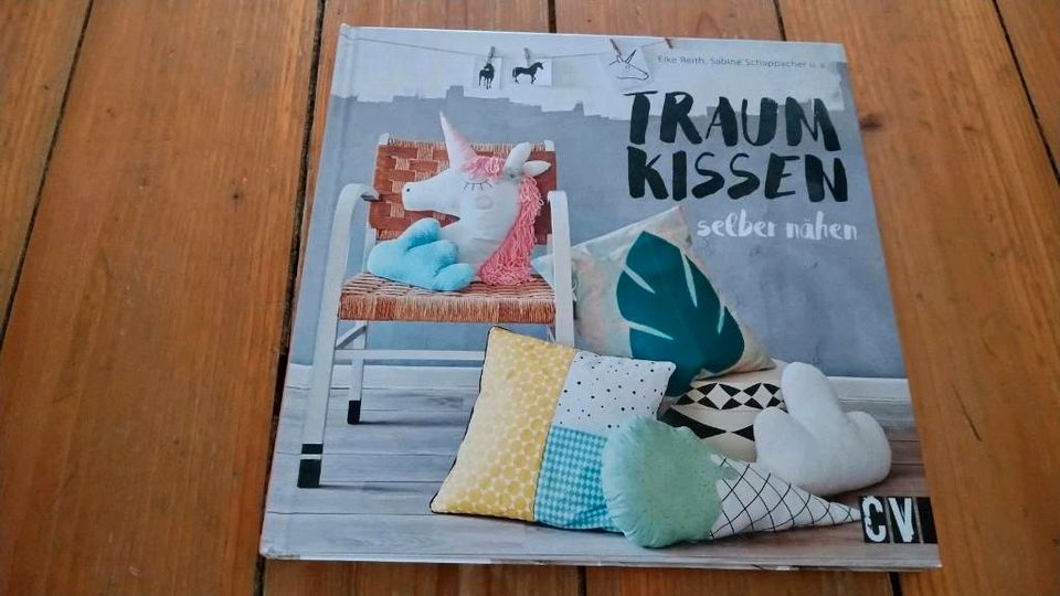 Kreativ-Bücher DIY, Kissen Nähen, Stricken, in Murnau am Staffelsee