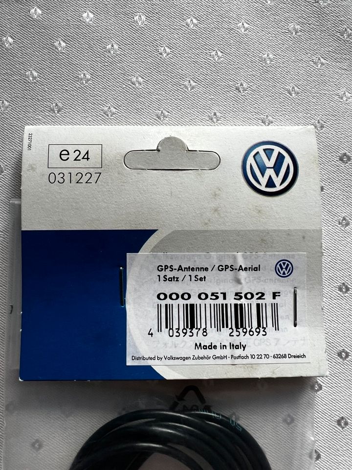 Original VW Volkswagen GPS Fakra Antenne 000051502 F Top Preis!!! in Bielefeld