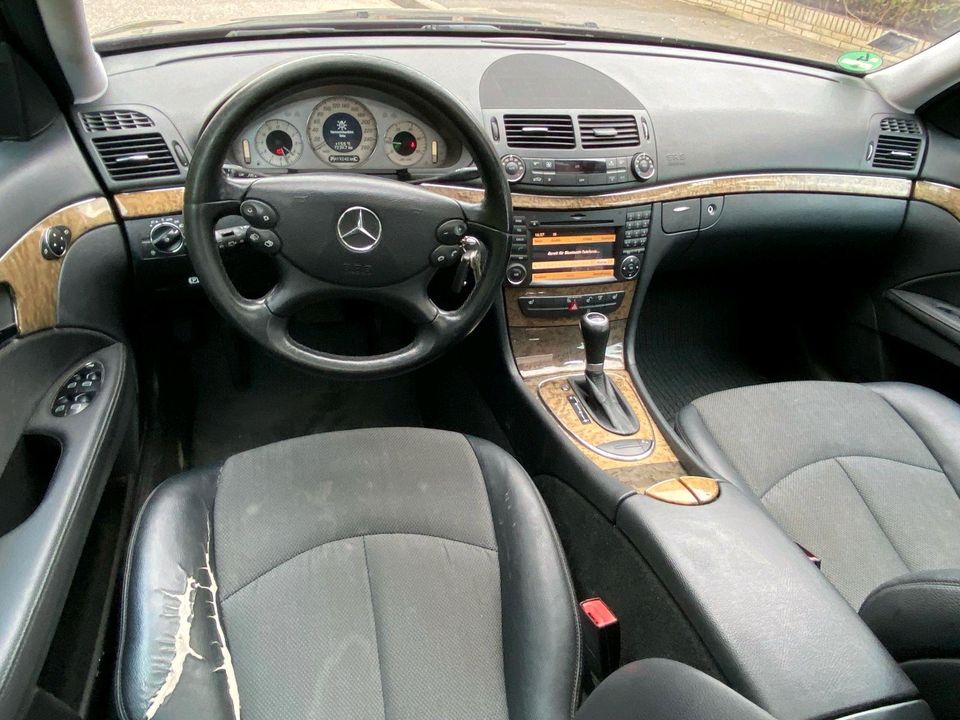 Mercedes-Benz E220 CDI Automatik in Kiel