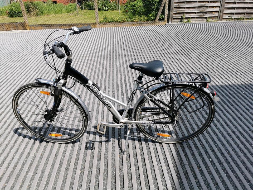 Pegasus Solero Aluminium Fahrrad, 45 cm Rahmen in Weimar (Lahn)