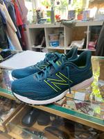 New Balance 860 v12 Größe 42 Frankfurt am Main - Bahnhofsviertel Vorschau