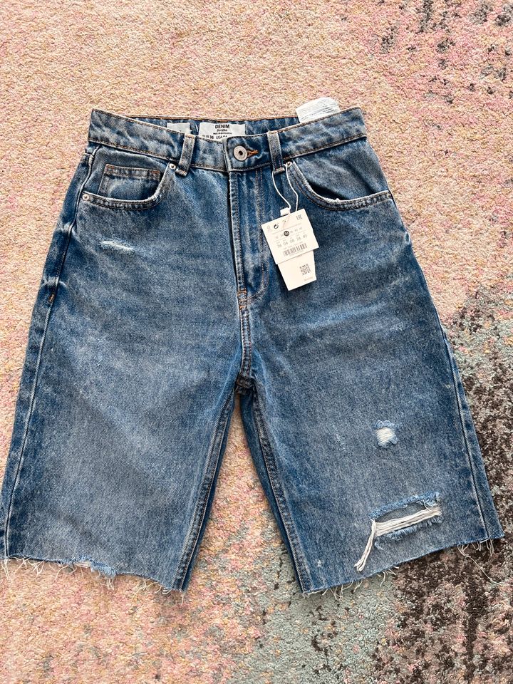 Bershka Damen Shorts Mom Gr 36 Neu! in Löningen