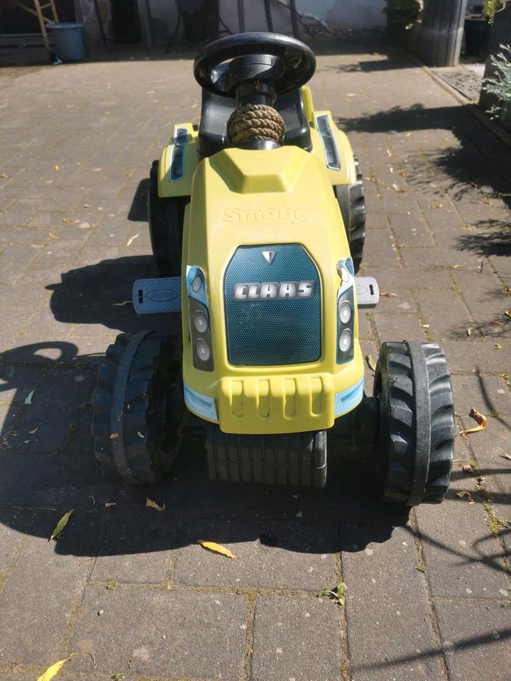 Smoby Traktor mit Anhänger Claas in Wildeck