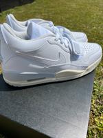 Air Jordan Legacy 312 Low. Gr.43 Hessen - Kassel Vorschau