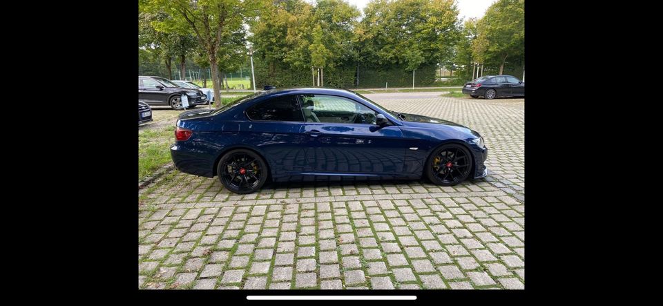 Schlachtfest! BMW E92 325I Coupe M-Paket Leder in Rottenburg a.d.Laaber