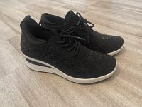 Sehr schöne damen schuhe mit Strass sneaker gr 38 neu Duisburg - Meiderich/Beeck Vorschau