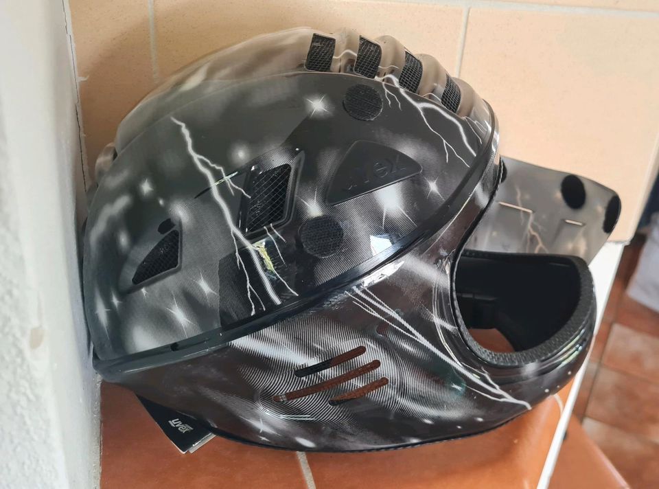 Uvex Nihgtmare Fahrradhelm Gr. 59-60 L gebraucht in Aichach