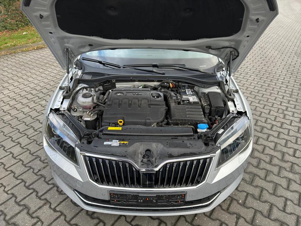 *Skoda Superb III 2.0 TDI Stand Hzg, wenig km, DSG, Navi, Leder in Leer (Ostfriesland)