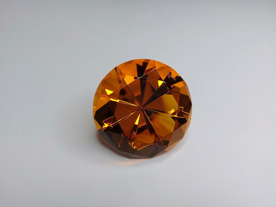 edler Glas Diamant von Rosenthal 80mm hellem bernstein Geschenk in Berlin