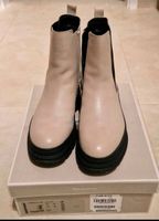 Tamaris Chelsea Boots, beige, schwarz, Gr. 41 Nordrhein-Westfalen - Leverkusen Vorschau