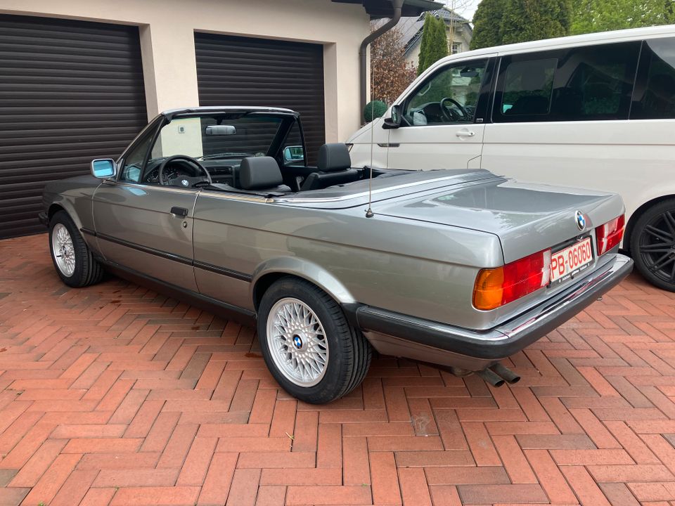 BMW 320 Cabrio VFL E30 H-Kennzeichen TÜV neu in Paderborn