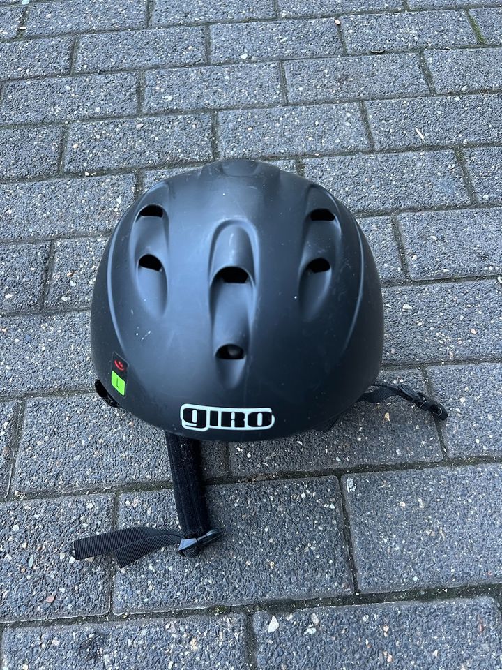 Skihelm-Giro SST Snowboard Helm Größe L in Stolberg (Rhld)