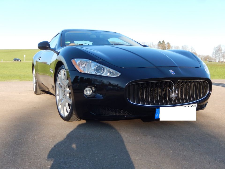 Traumhafter Maserati GranTurismo, V8 Sauger, 4,2 l, 405 PS in Kempten