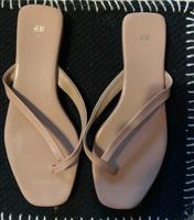 Nude-Farbene Flipflops von H&M- neuwertig Gr 40 Rheinland-Pfalz - Ingelheim am Rhein Vorschau