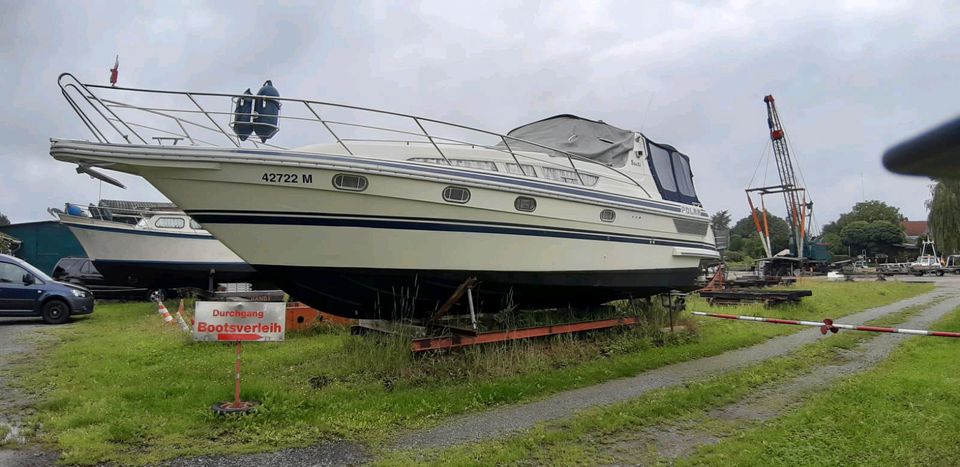 Motoryacht in Geesthacht