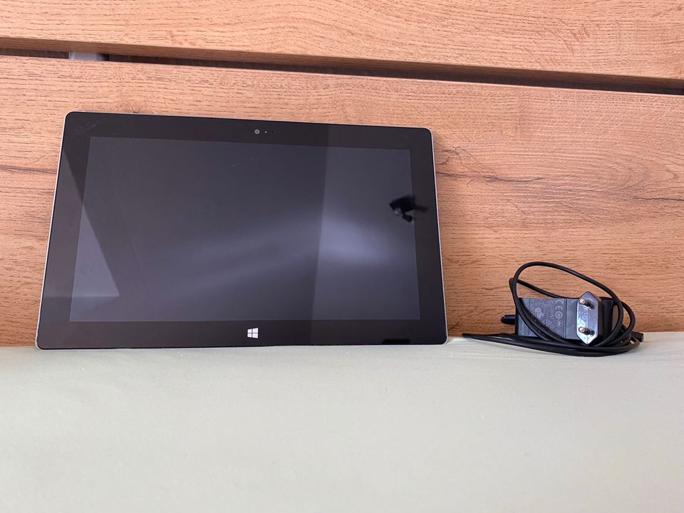 Surface 1572 32 GB in Eichenzell