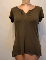 Shirt geraffter V Ausschnitt Gr 40 S.Oliver khaki Nordrhein-Westfalen - Bönen Vorschau