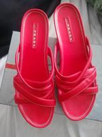 Prada Pantoletten Gr.39 rot Nürnberg (Mittelfr) - Mitte Vorschau