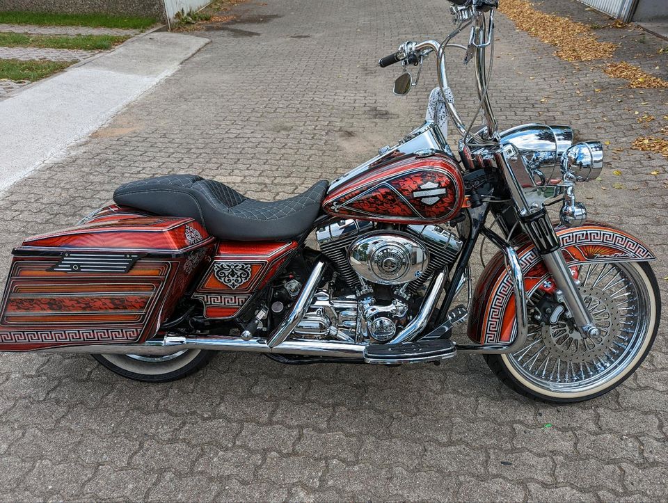 Harley Davidson Road King Chicano Style in Norderstedt