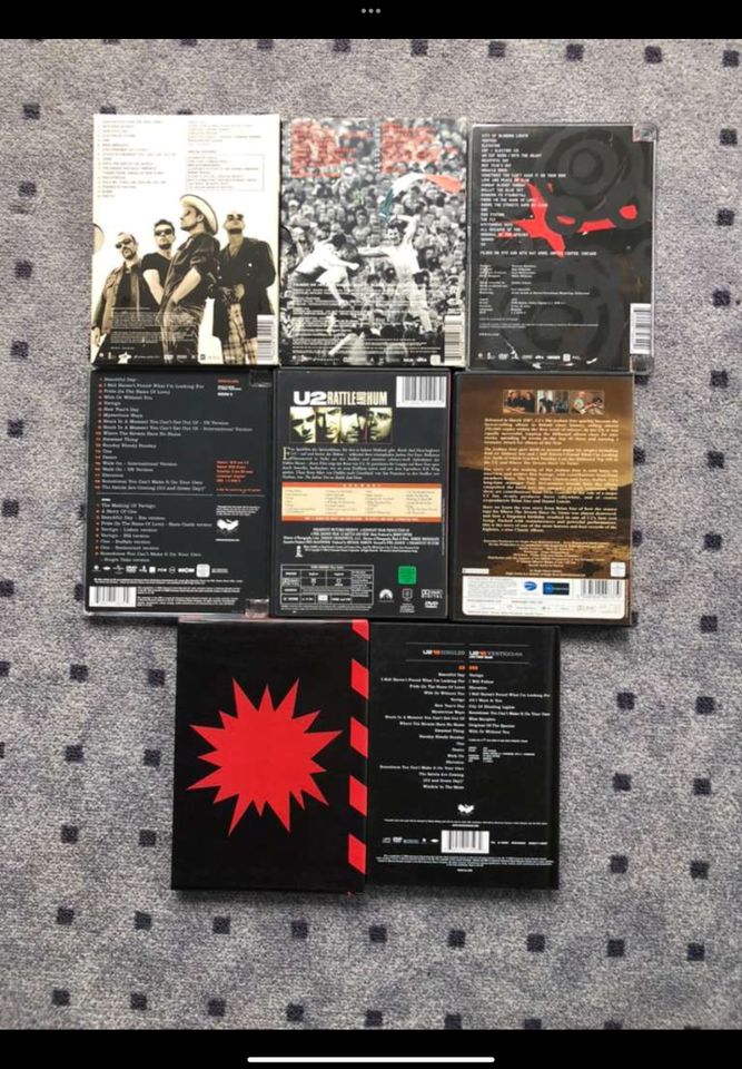 U2 Sammlung DVD s 8 Stück in München